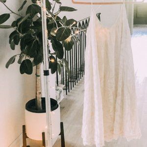 Cream & White Lace Shift Dress || Altar'd State